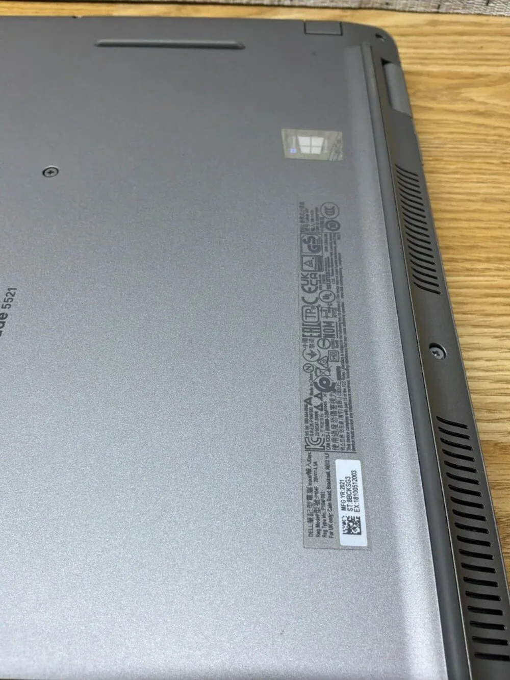 Dell Latitude 5521 15.6